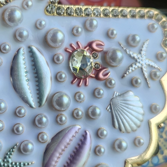 Piper K Scallop Seashell Hair Clip w/ Rhinestones and Pearls Viral On TikTok - Picture 8 of 9